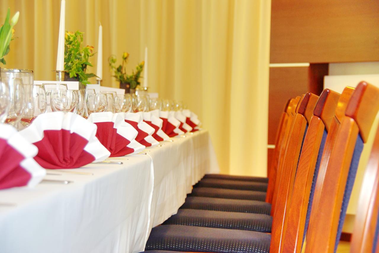 Hotel Jakob Groß-Umstadt المظهر الخارجي الصورة